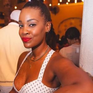 Meet your Posher, Ethel